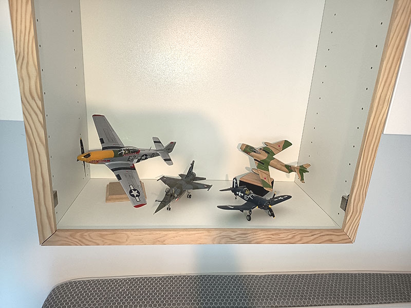 Wall display case